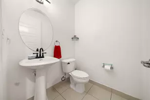 631 NE 191st Terrace, Miami, FL 33179 - Photo 14