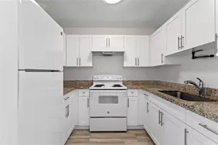 493 NW 43rd St, Fort Lauderdale, FL 33309 - Photo 4