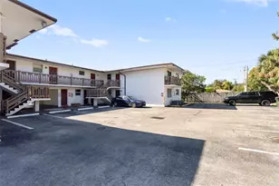 493 NW 43rd St, Fort Lauderdale, FL 33309 - Photo 34