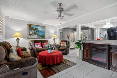 641 NE 140th Street, Miami, FL 33161 - Photo 4