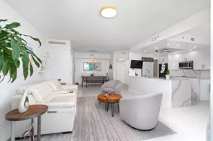 411 N New River Dr, Fort Lauderdale, FL 33301 - Photo 10