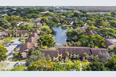 3211 Carambola Circle S, Coconut Creek, FL 33066 - Photo 26