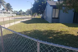 20239 NW 33rd Ct, Miami Gardens, FL 33056 - Photo 28