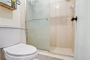 20239 NW 33rd Ct, Miami Gardens, FL 33056 - Photo 24