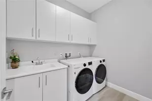 12043 N Baypoint Cir, Parkland, FL 33076 - Photo 34