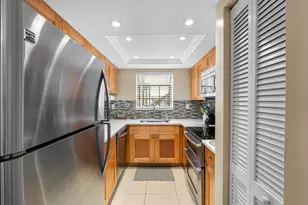 8427 Shadow Ct, Coral Springs, FL 33071 - Photo 6