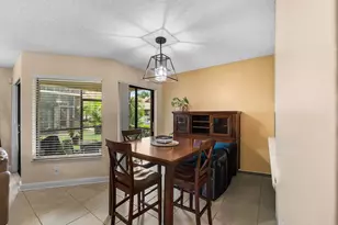 8427 Shadow Ct, Coral Springs, FL 33071 - Photo 12