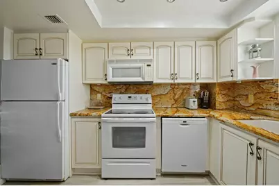 140 NE 28th Avenue #406, Pompano Beach, FL 33062 - Photo 30