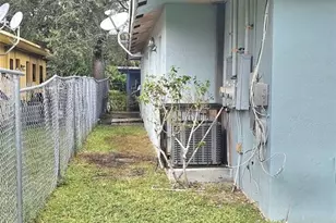 1204 NW 3rd St, Fort Lauderdale, FL 33311 - Photo 18