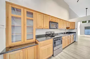 8454 NW 31st Ct, Sunrise, FL 33351 - Photo 6