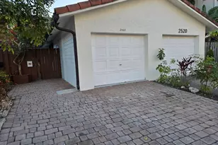 2522 NE 9th St, Fort Lauderdale, FL 33304 - Photo 1