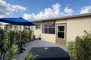 2687 Emory Dr East Unit, West Palm Beach, FL 33415 - Photo 2