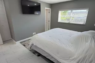 2687 Emory Dr East Unit, West Palm Beach, FL 33415 - Photo 12