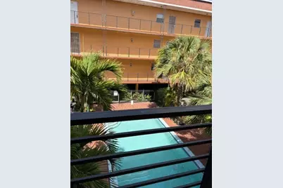 365 NE 125th Street #302, North Miami, FL 33161 - Photo 6