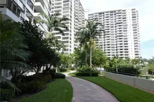 500 Three Islands Boulevard, Hallandale Beach, FL 33009 - Photo 26