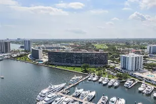 136 Lakeshore Dr, North Palm Beach, FL 33408 - Photo 4