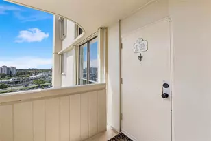 136 Lakeshore Dr, North Palm Beach, FL 33408 - Photo 8