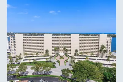 136 Lakeshore Drive #T10, North Palm Beach, FL 33408 - Photo 1