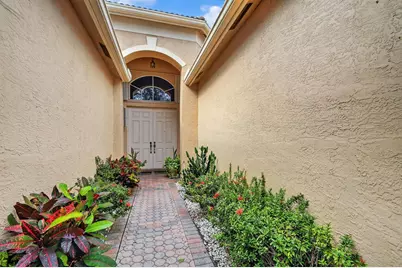 8605 Vintage Reserve Terrace, Lake Worth, FL 33467 - Photo 4