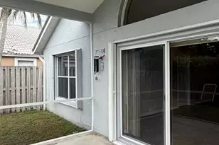 13310 Greenshore Pl, Wellington, FL 33414 - Photo 14