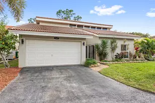 1621 Riverwood Ln, Coral Springs, FL 33071 - Photo 2