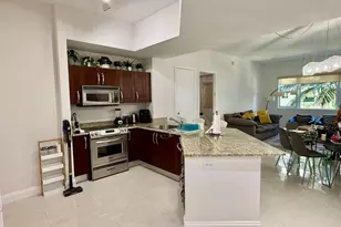 19900 E Country Club Dr Unit, Miami, FL 33180 - Photo 4