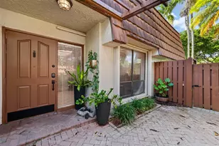 11927 SW 13th Ct, Davie, FL 33325 - Photo 8