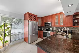 11927 SW 13th Ct, Davie, FL 33325 - Photo 10