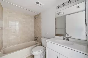 3300 NW 46th St, Oakland Park, FL 33309 - Photo 10