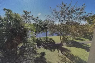 2206 S Cypress Bend Dr, Pompano Beach, FL 33069 - Photo 22