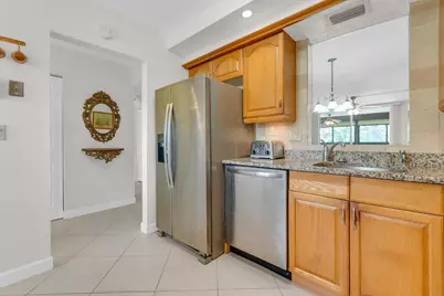 7340 Lake Circle Drive #301, Margate, FL 33063 - Photo 6