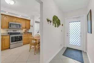 7340 Lake Cir Dr, Margate, FL 33063 - Photo 10