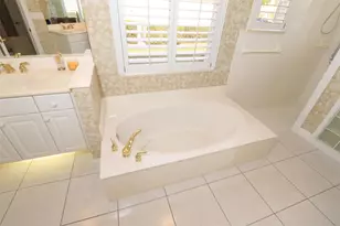 8075 Kiawah Trce, Port Saint Lucie, FL 34986 - Photo 36