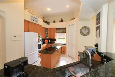 8075 Kiawah Trace, Port Saint Lucie, FL 34986 - Photo 16