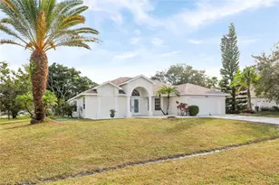 4634 NW Gastonia St, Port Saint Lucie, FL 34983 - Photo 2