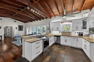 712 NW 29th Ct, Wilton Manors, FL 33311 - Photo 8