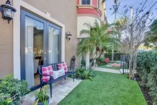 2260 SE 7th St, Pompano Beach, FL 33062 - Photo 8