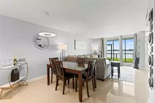 111 Lake Emerald Dr, Oakland Park, FL 33309 - Photo 6