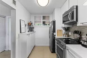 111 Lake Emerald Dr, Oakland Park, FL 33309 - Photo 2