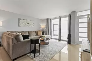 111 Lake Emerald Dr, Oakland Park, FL 33309 - Photo 10