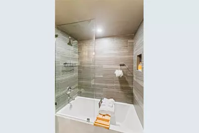 111 Lake Emerald Drive #106, Oakland Park, FL 33309 - Photo 18