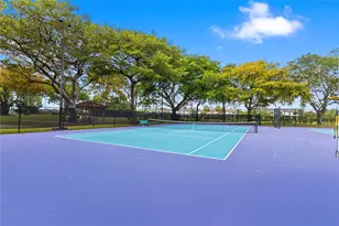 111 Lake Emerald Dr, Oakland Park, FL 33309 - Photo 32