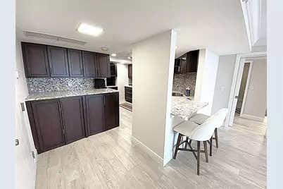 2400 Presidential Way #1104, West Palm Beach, FL 33401 - Photo 10