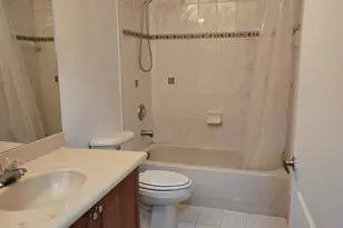 7060 NW 177th St, Hialeah, FL 33015 - Photo 26