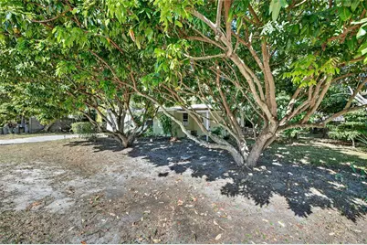 617 NW 43rd Court, Oakland Park, FL 33309 - Photo 4