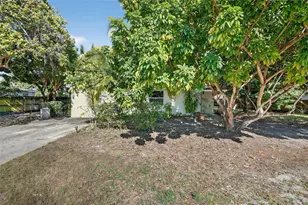 617 NW 43rd Ct, Oakland Park, FL 33309 - Photo 2