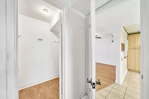 8980 S Hollybrook Blvd, Pembroke Pines, FL 33025 - Photo 14