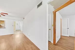 8980 S Hollybrook Blvd, Pembroke Pines, FL 33025 - Photo 22