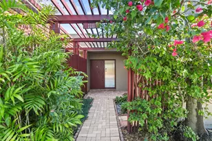 1111 Windward Dr, Pembroke Pines, FL 33026 - Photo 2