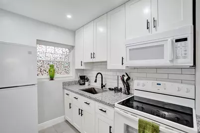 901 SE 14th Court #3, Fort Lauderdale, FL 33316 - Photo 8